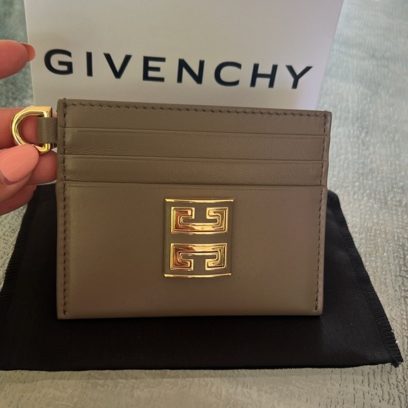Givenchy 4G Card Holder - Picture 3 of 12